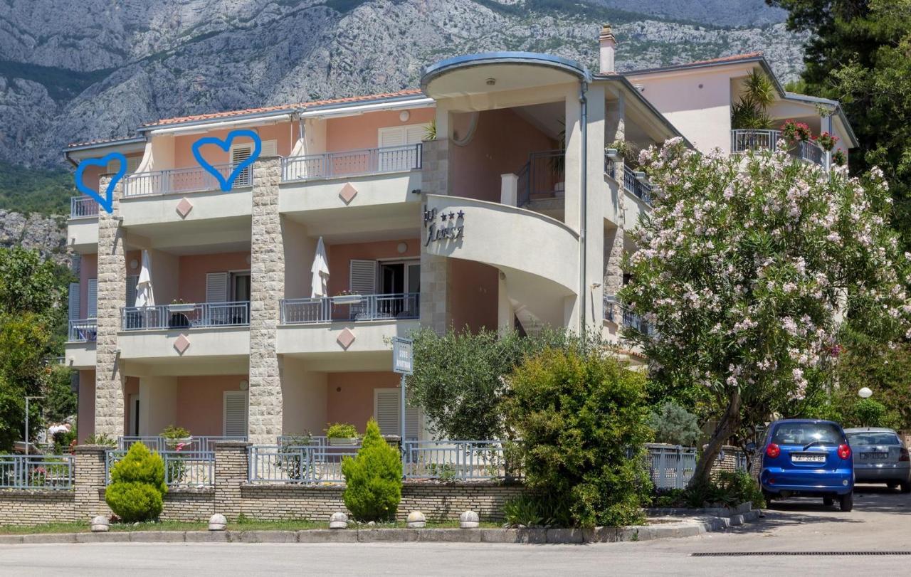 Villa Alesa Tucepi Bagian luar foto